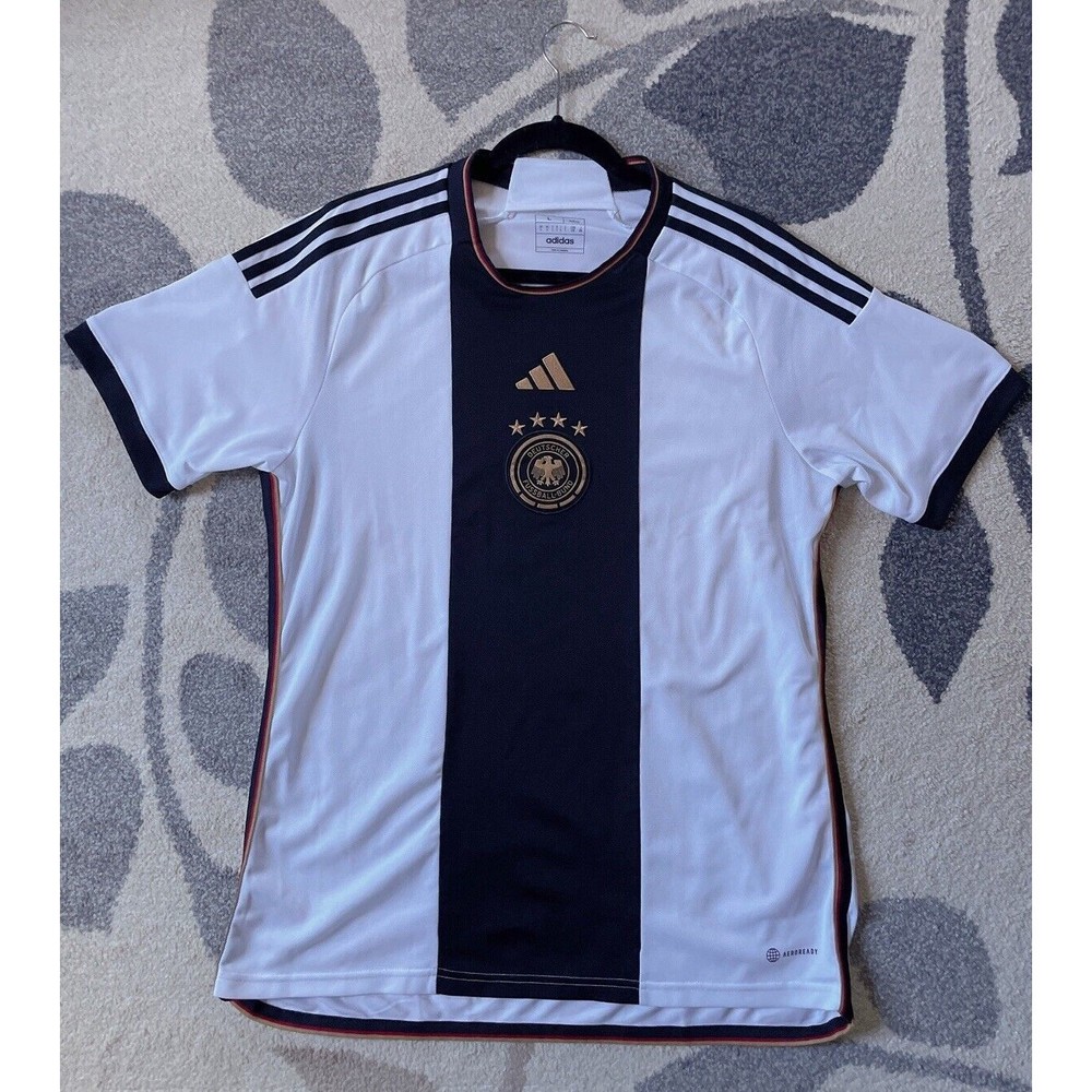 Germany 22/23 Home World Cup Adidas Authentic Soccer Jersey Size L HF1693 - NWT